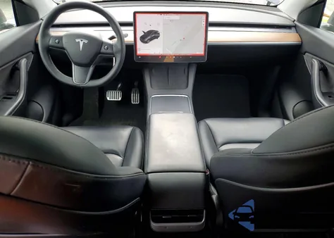 2021 Tesla Model Y z USA, uszkodzony, nr VIN 5YJYGDEE4MF265151